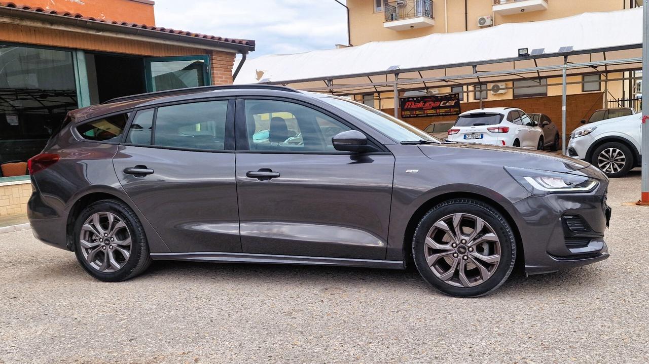 Ford Focus 1.0 EcoBoost Hybrid 125CV Powershift SW ST-Line Design