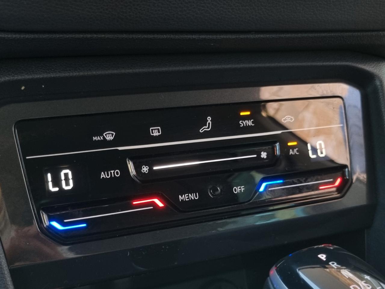 Volkswagen Tiguan II 2021 2.0 tdi Life 150cv dsg
