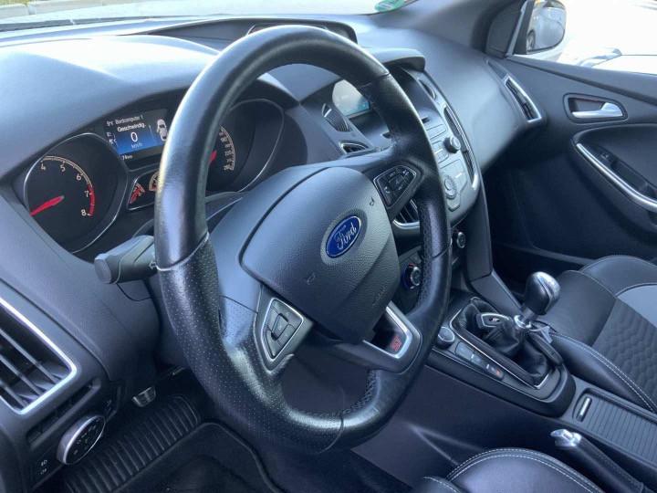 Ford Focus 2.0 ST 250cv