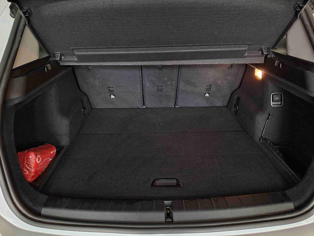 BMW X1 sDrive18i Adv - UNICO-PROPR - X NEO-PATENTATI - RETRO-CAMERA- PORTELLO ELETTR - GARANZIA