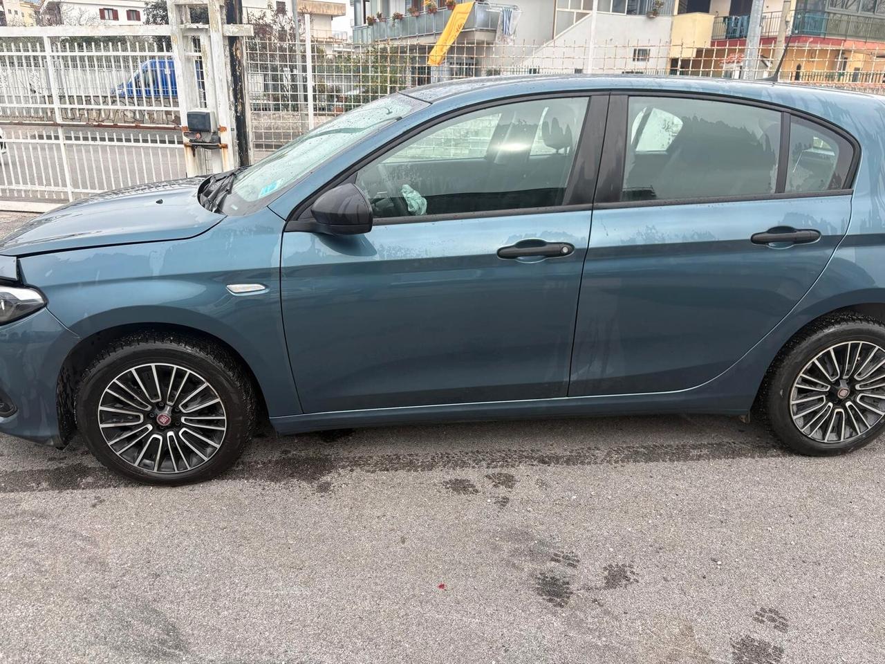Fiat Tipo 1.6 Mjt 5 porte sinistrata 2024