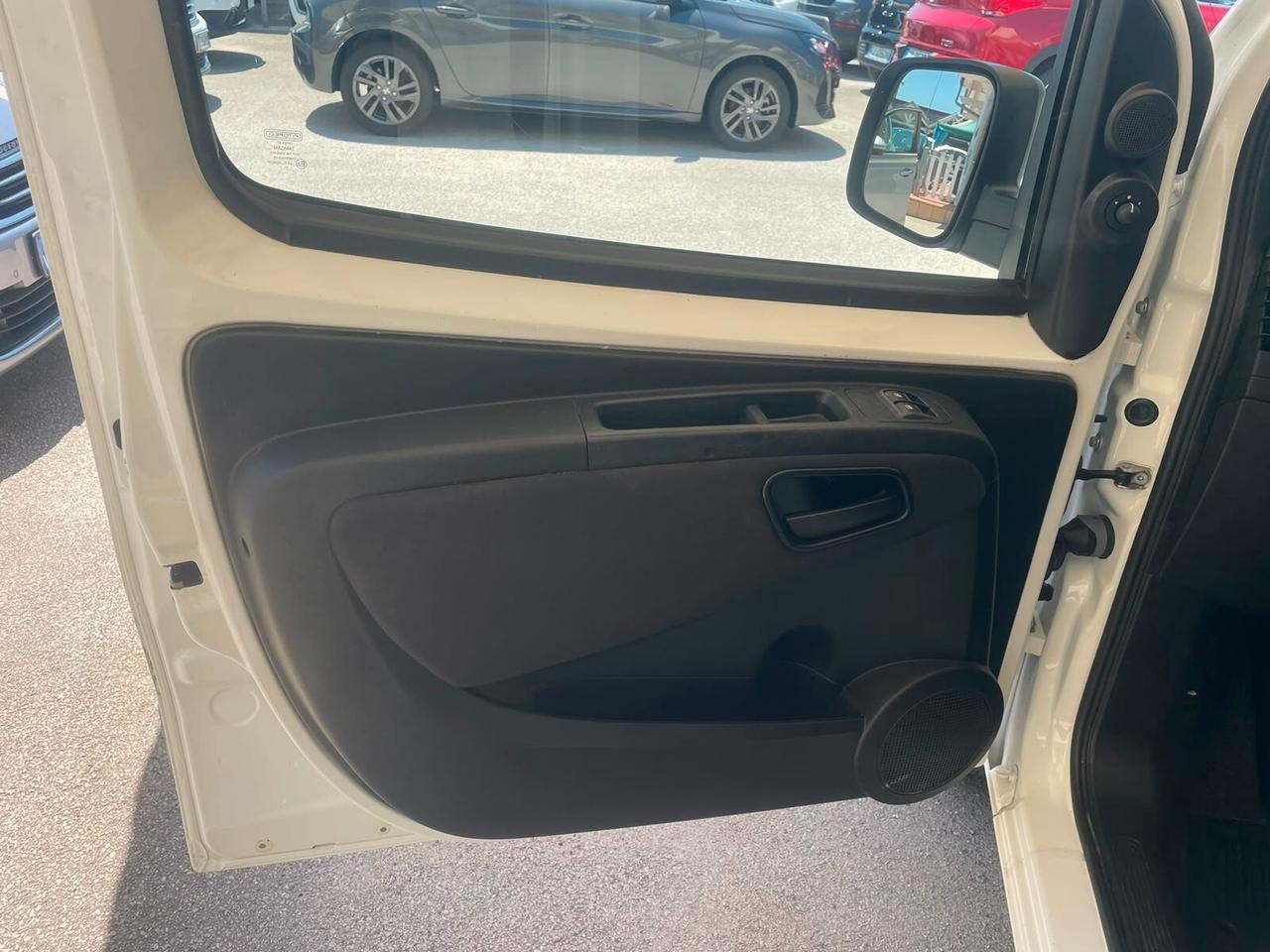 Fiat Qubo 1.3 MJT 95 CV N1 Autocarro 4 posti