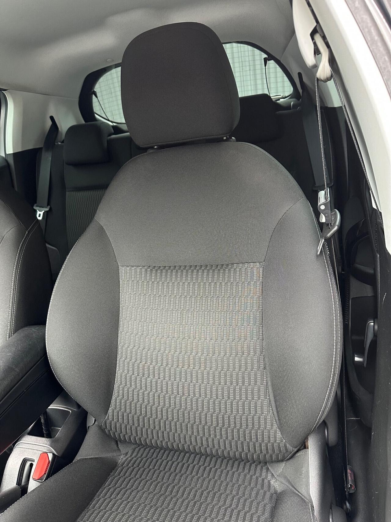 Peugeot 208 1.5 BlueHDi 100cv 5p. Allure