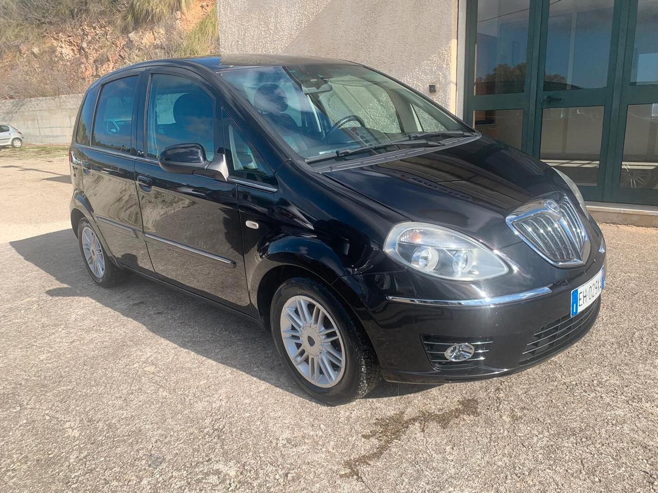 Lancia MUSA 1.4 16V Gold - 2011