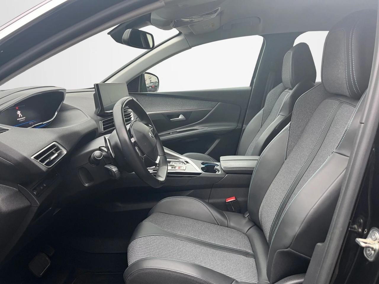 Peugeot 3008 BlueHDi 130 S&S EAT8 Allure