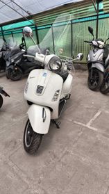 Vespa GTS 300 del 2011 USATO