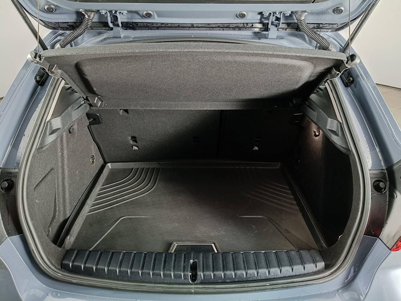 BMW Serie 1 F40 - 118i Sport 136cv auto