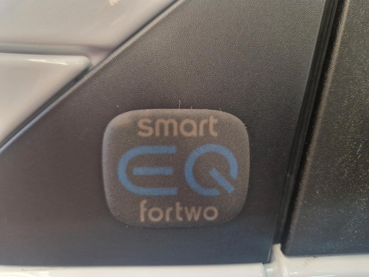 Smart ForTwo EQ full electric solo 32000km prezzo reale