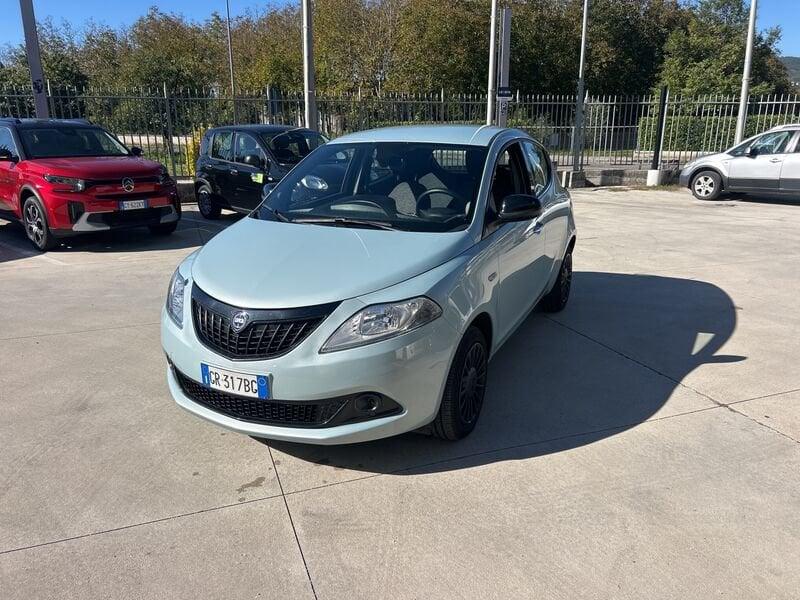 Lancia Ypsilon III 2021 1.0 firefly hybrid Silver s&s 70cv