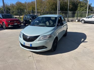 Lancia Ypsilon III 2021 1.0 firefly hybrid Silver s&s 70cv