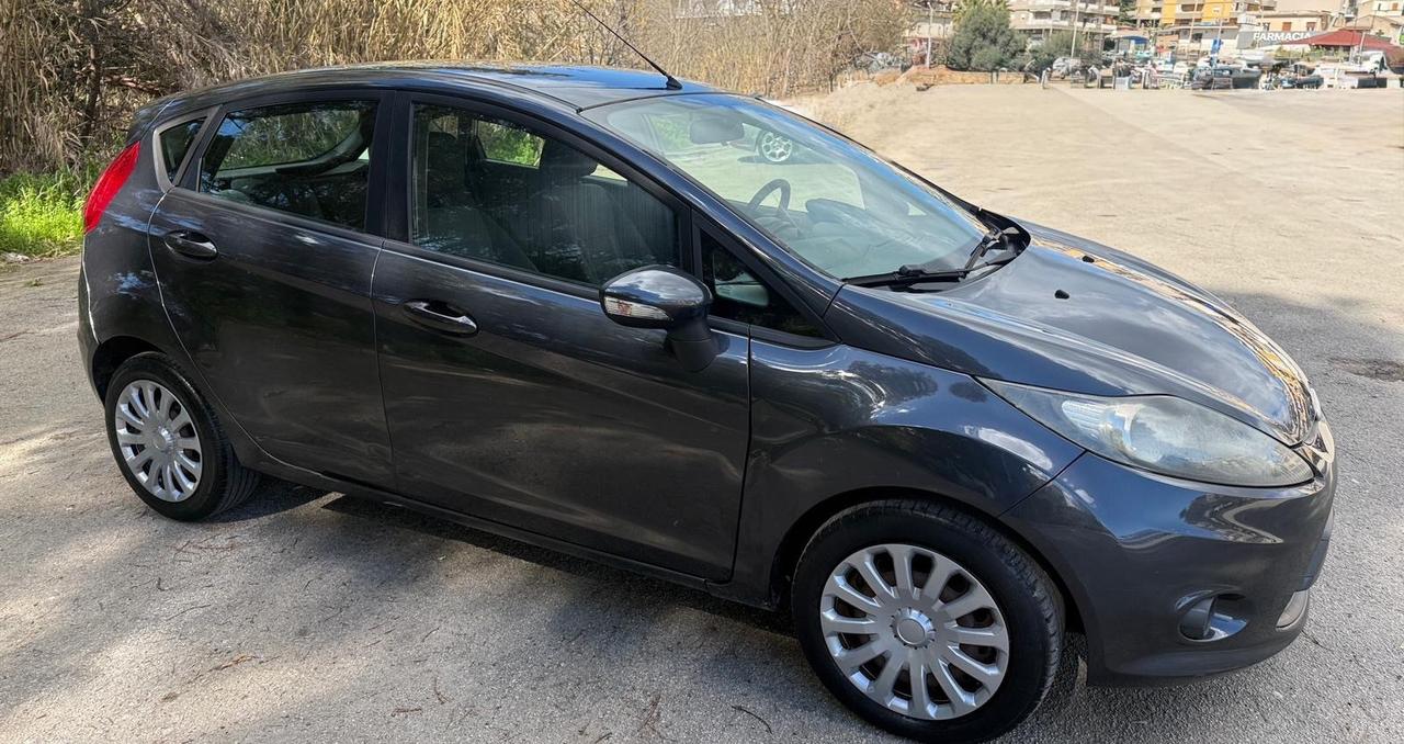 Ford Fiesta 1.4 TDCi 5p. Titanium