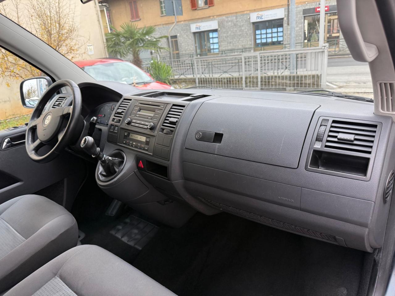 Volkswagen Transporter Caravelle 2.5 TDI/131CV PL Trendline