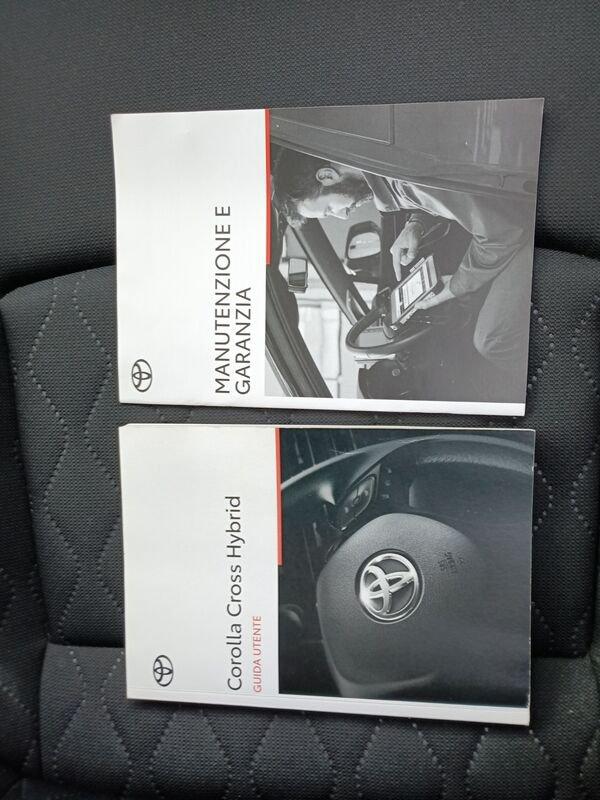 Toyota Corolla Cross 2.0H (197 CV) E-CVT Trend 2WD