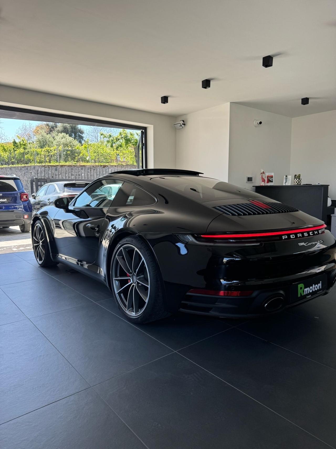 Porsche 992 4S