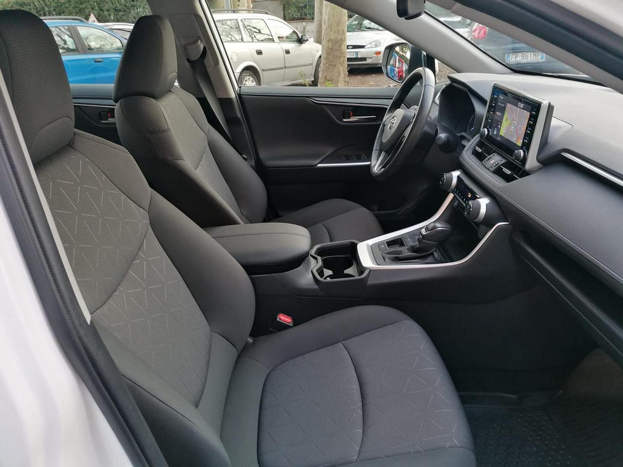 Toyota RAV4 2.5 HV (218CV) E-CVT 2WD Business Bianco