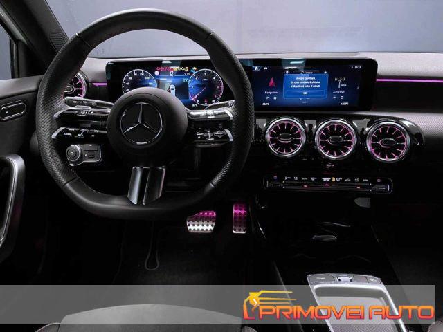 MERCEDES-BENZ A 200 d Automatic 4p. AMG Line Premium