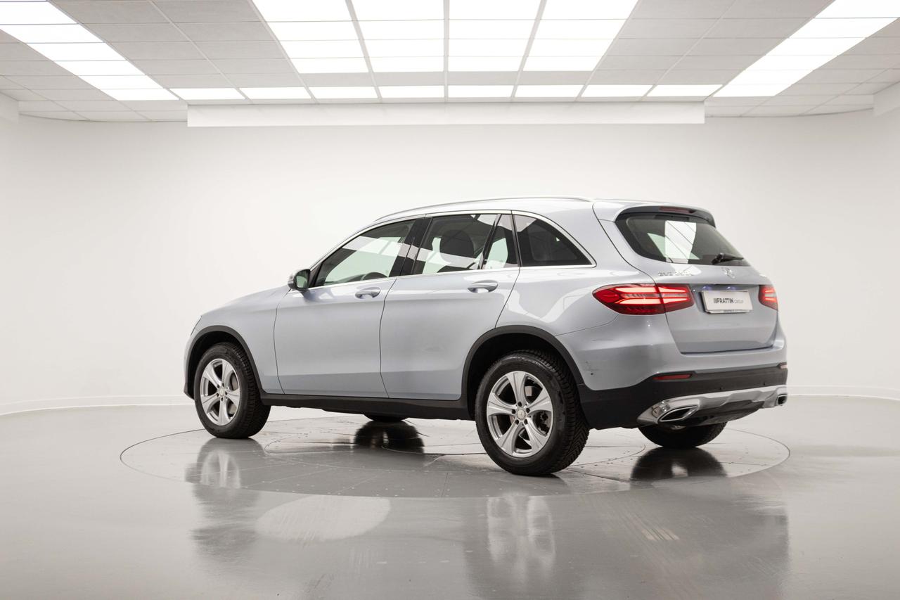 MERCEDES-BENZ GLC 250 D 4 MATIC EXECUT