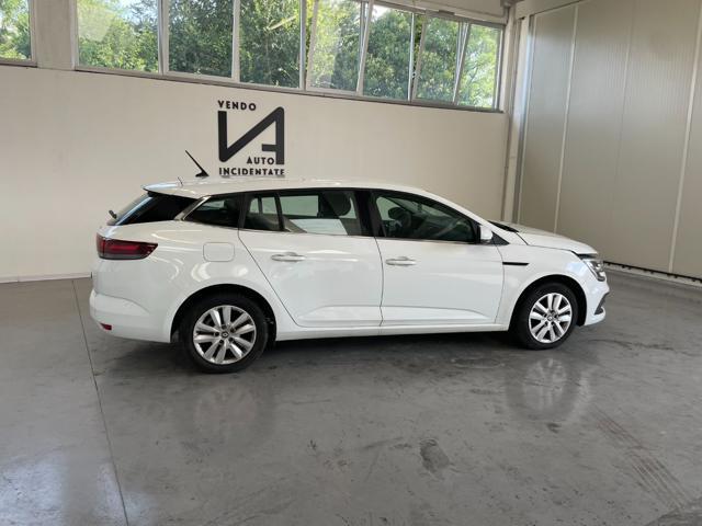 RENAULT Megane SPORTER BLUE DCI 115CV EQUILIBRE