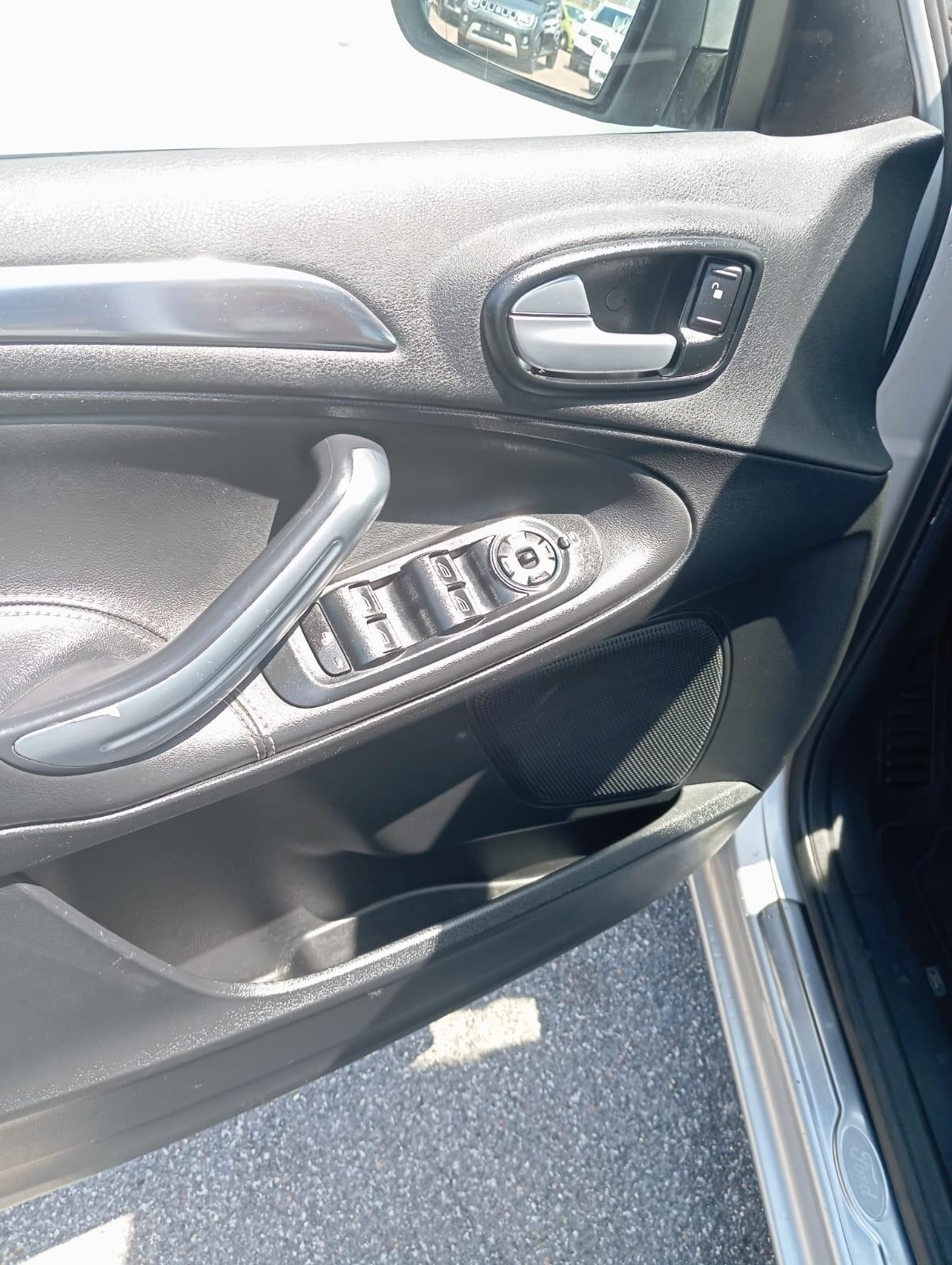 Ford Galaxy 2.0 TDCi 163 CV Powershift Titanium