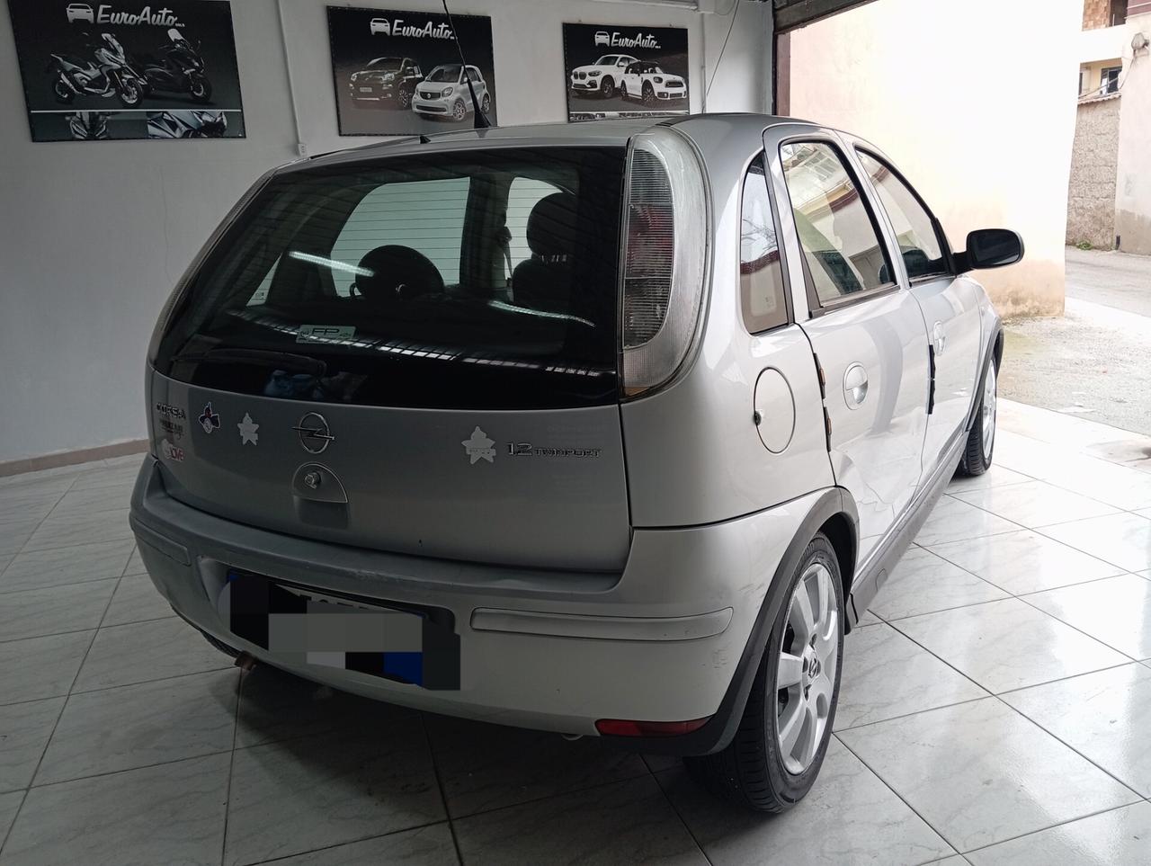 Opel Corsa 1.2 benzina CON GARANZIA
