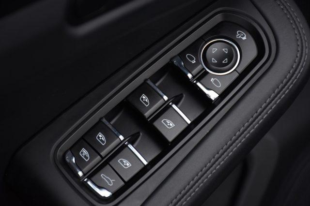 PORSCHE Macan 2.0 T *PSCB*TETTO*CAM360*PASM*21"*FULL*