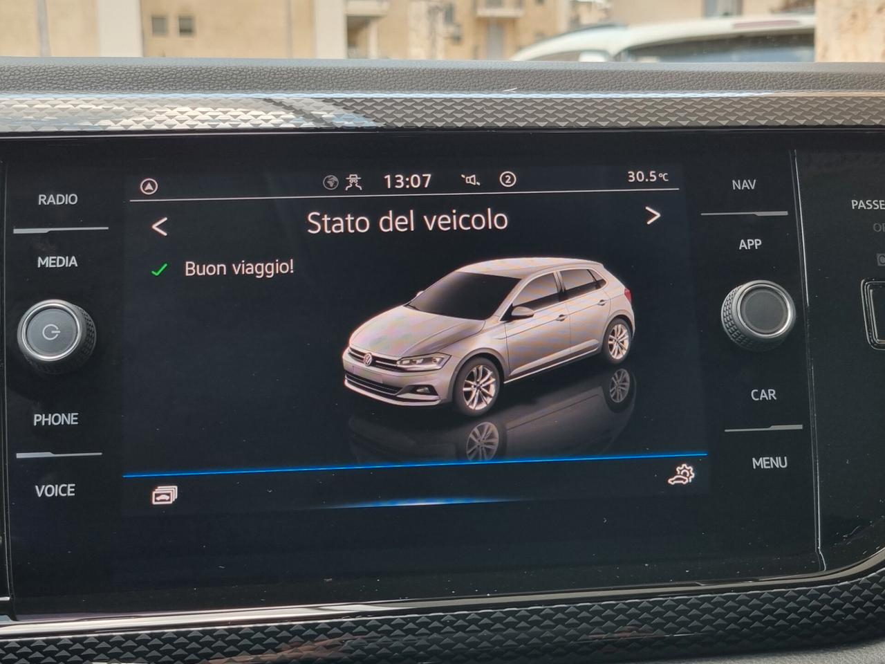Volkswagen Polo VI 2022 1.0 tsi Life 95cv