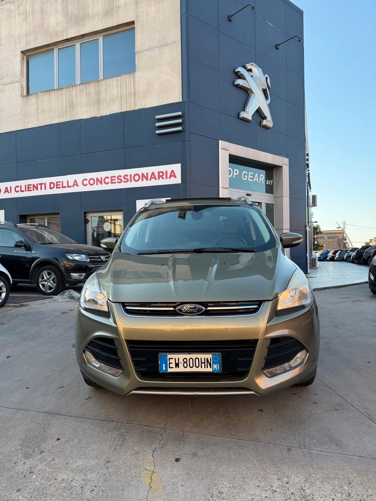 Ford Kuga 2.0 TDCI 163 CV 4WD Powershift Titanium