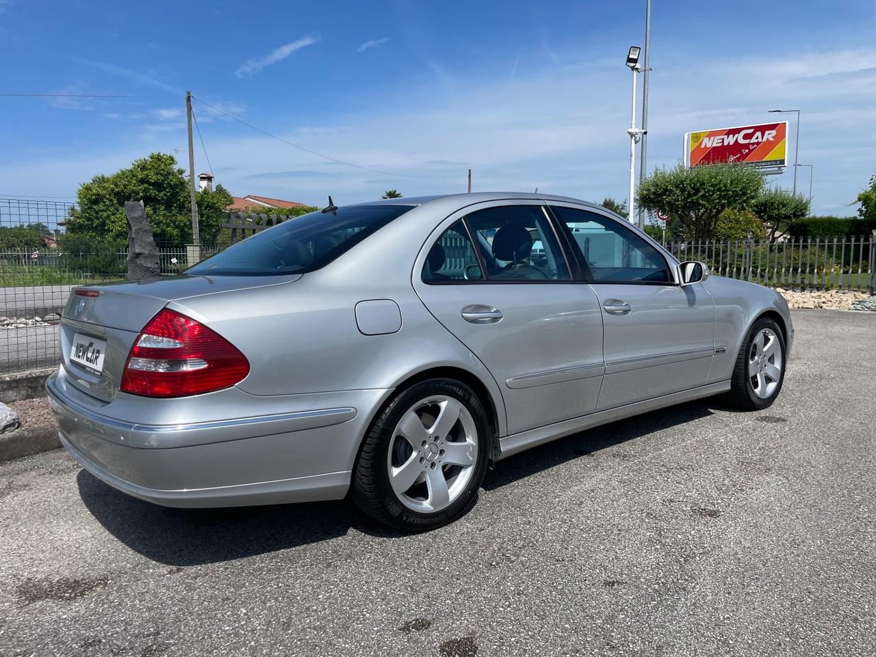 Mercedes-Benz E 320 cat Avantgarde