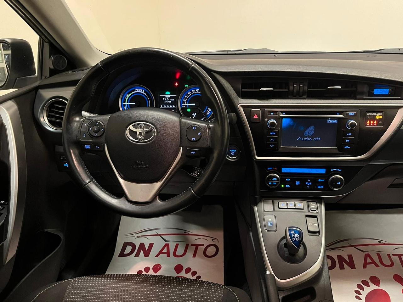 Toyota Auris 1.8 Hybrid Lounge