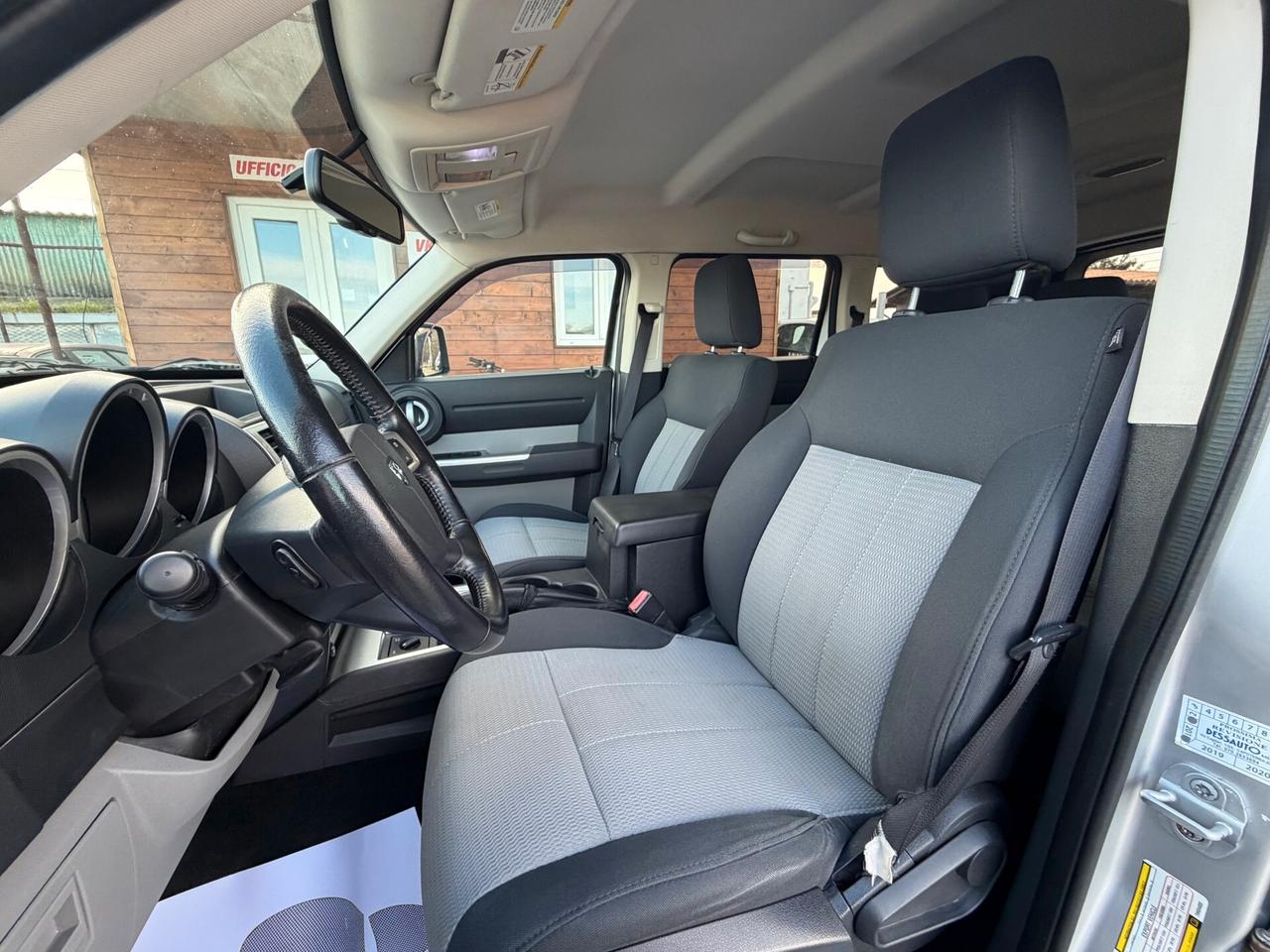 DODGE Nitro 2.8 CRD 4WD