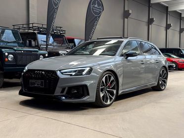 AUDI RS 4 Avant