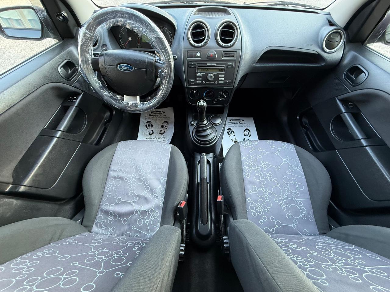 Ford Fiesta 1.2 Benzina 75 Cv - Neopatentati