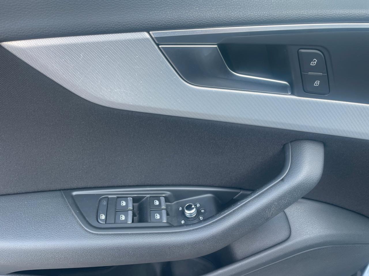 Audi A4 Avant 2.0 TFSI ultra S tronic Business