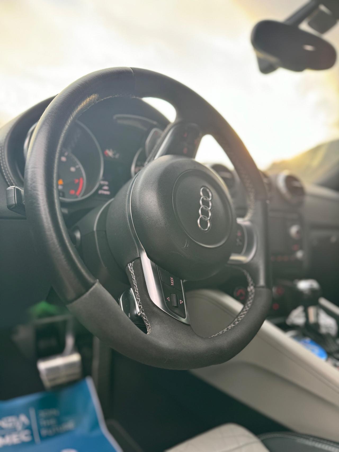 AUDI TTS QUATTRO EDITION (AUTO SOLO PER AMATORE)