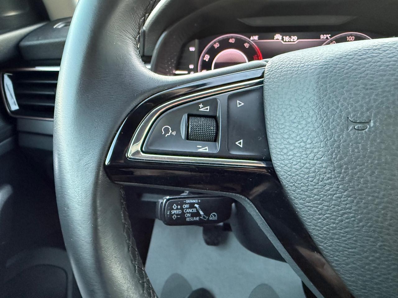 Skoda Kamiq 1.6 TDI SCR Dark Shade