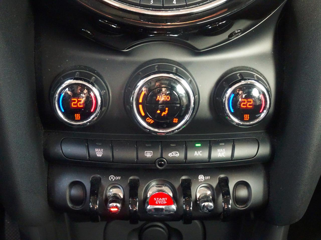 MINI Cooper 1.5 5 porte AUTOMATICA -PREZZO BOMBA....-