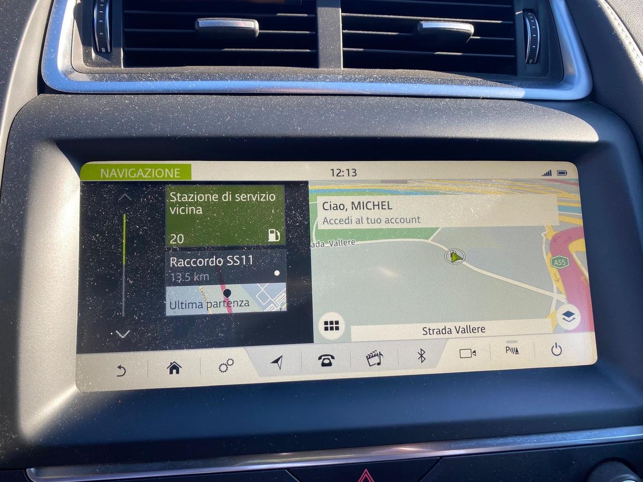 Jaguar E-Pace R-Dynamic HSE D 150 #8021