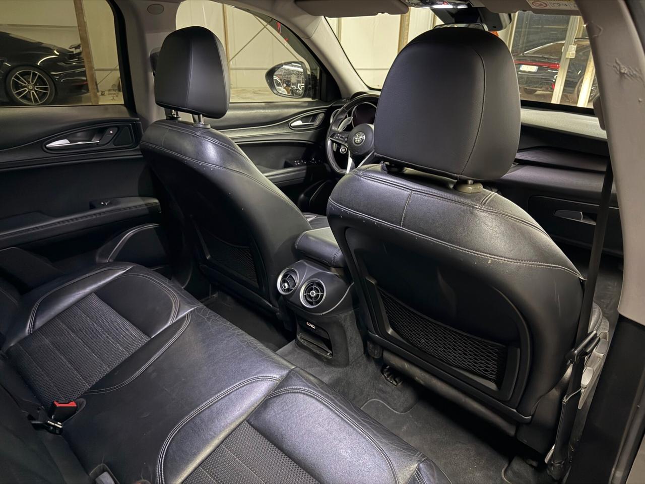 Alfa Romeo Stelvio 2.2 Turbodiesel 210 CV AT8 Q4 Super