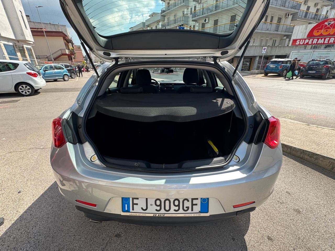 Alfa Romeo Giulietta 1.6 JTDm 120 CV Distinctive * Perfette Condizioni * Garantita 12 Mesi