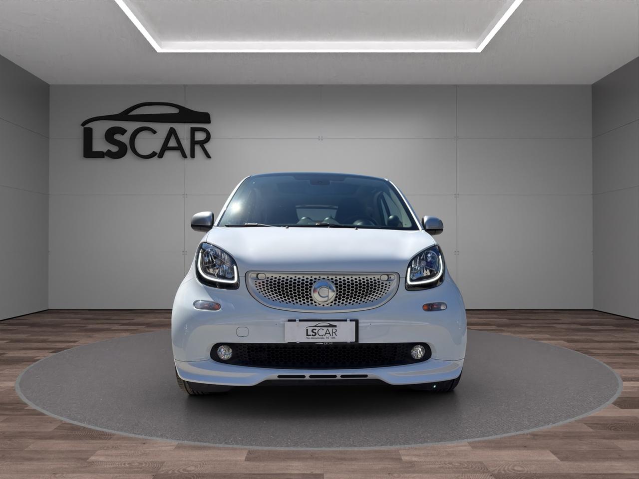 Smart fortwo coupe 0.9 Turbo 90cv - Allestimento Brabus - Unico proprietario - Promo finanziamento - Cerchi in lega 16" - Led - Tetto panoramico