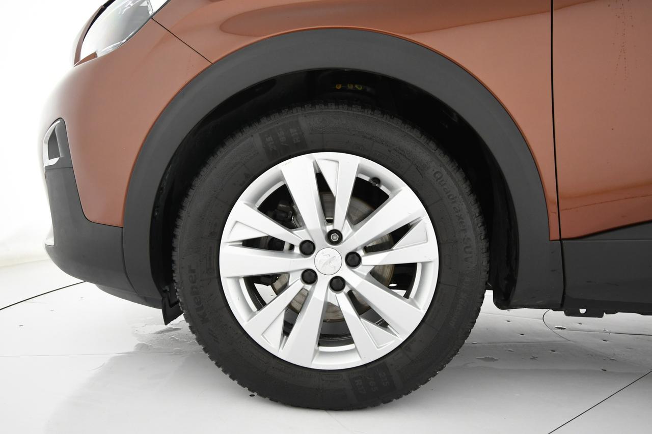 PEUGEOT 3008 1.5 bluehdi Business s&s 130cv eat8 APP CONNECT+NEOPATENTATI