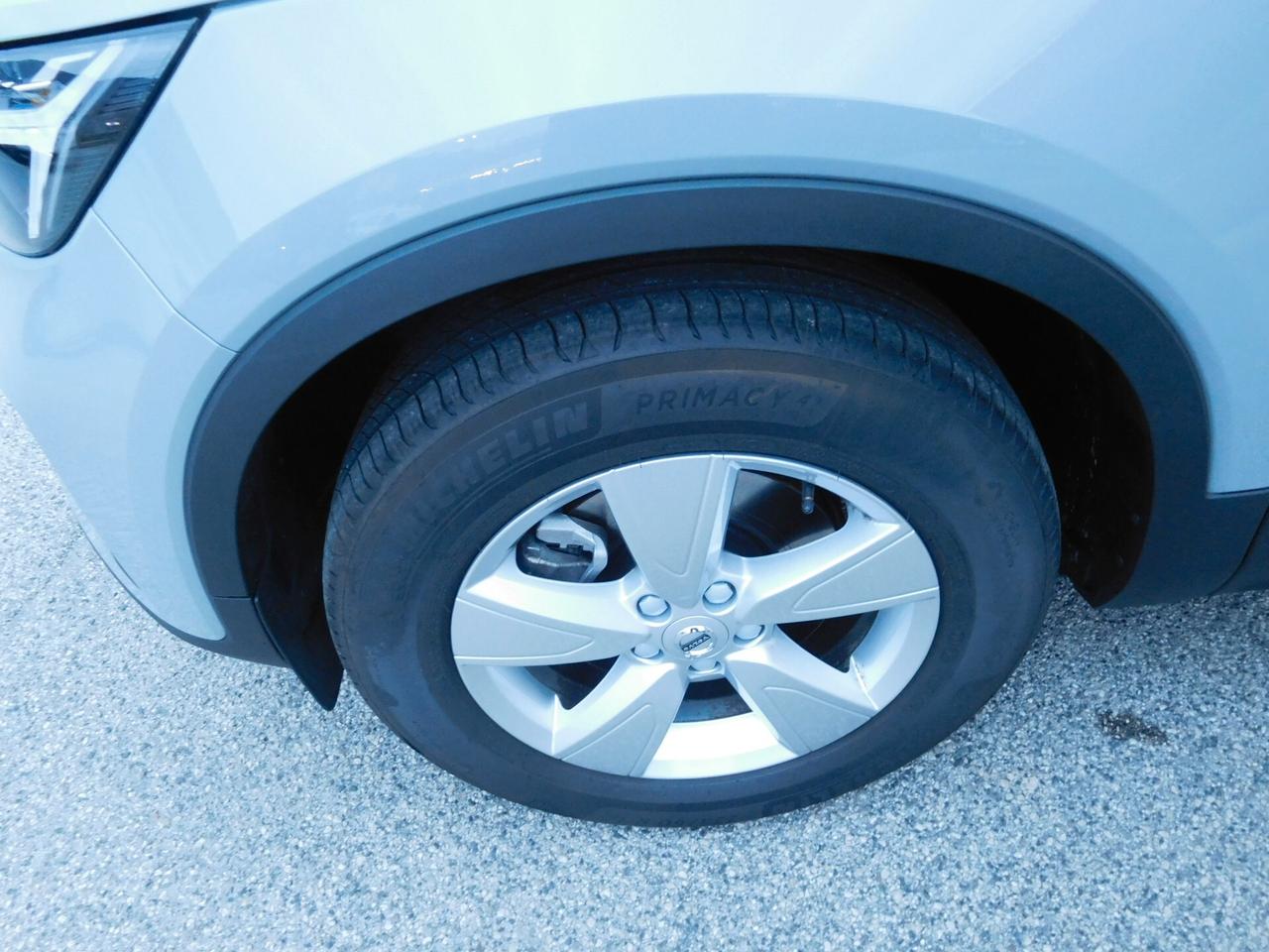 Volvo XC40 B3 Hybrid automatico Essential