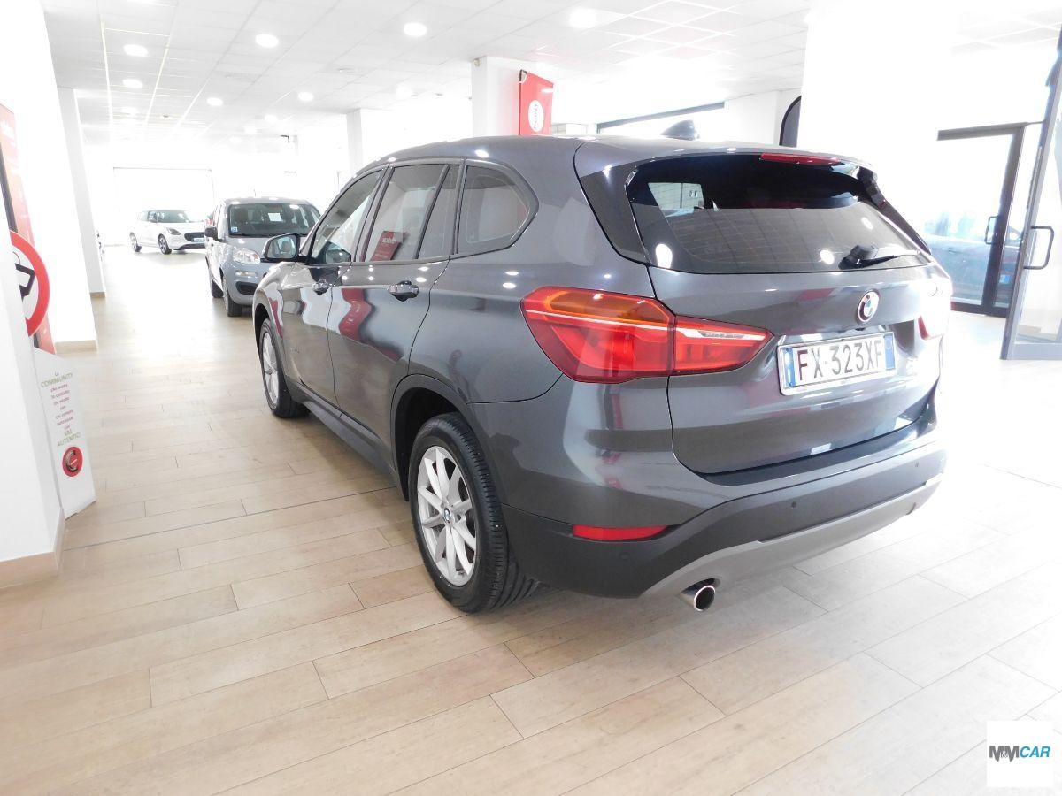 BMW - X1 - sDrive18d Advantage