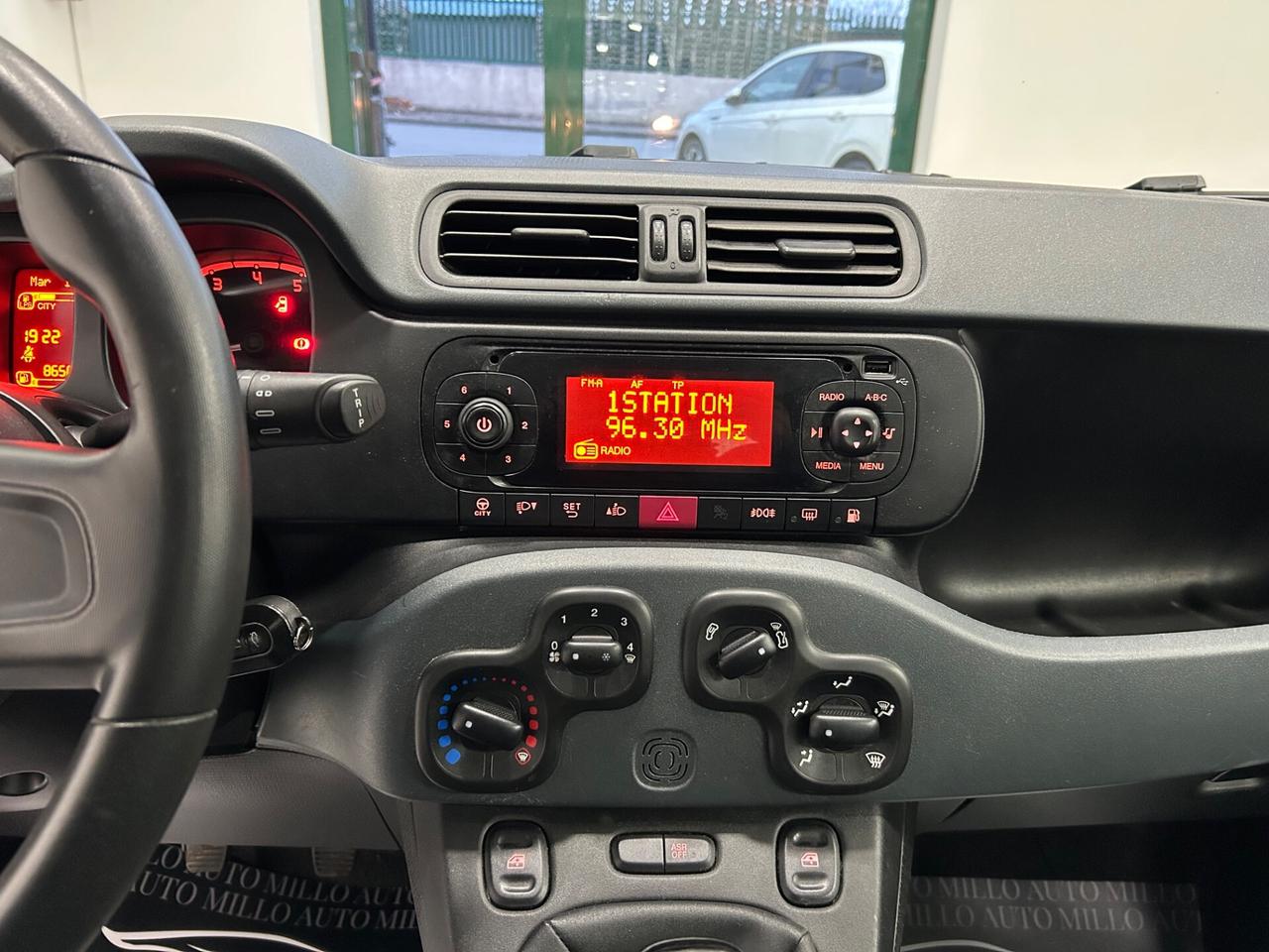 Fiat Panda 1.2cc 69cv Easy GPL CASA MADRE
