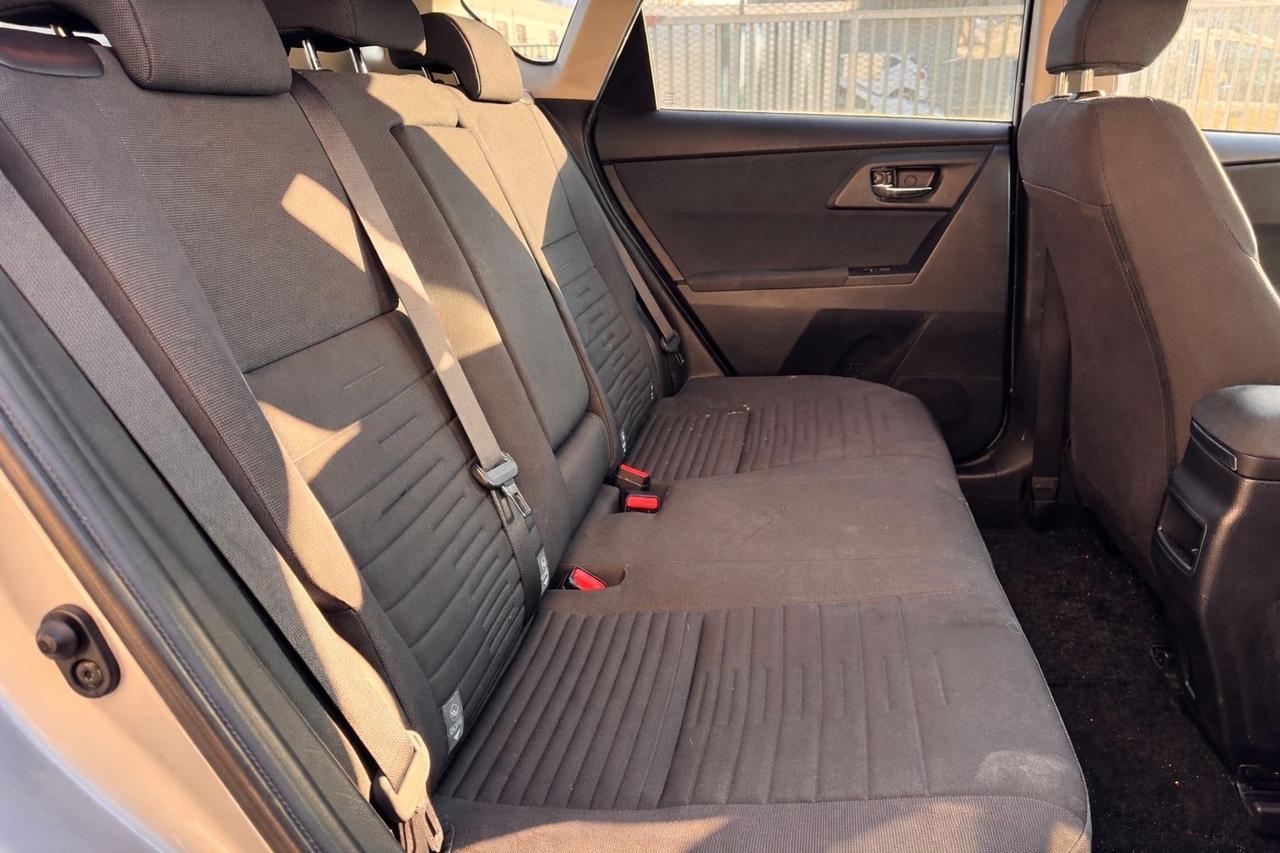 Toyota Auris 1.6 D-4D Lounge AUTO INCIDENTATA