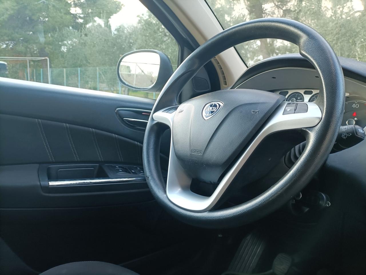 Lancia Delta 1.6 MJT DPF Oro