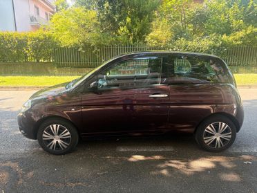Lancia Ypsilon 1.2 Argento benzina Km. 78.000