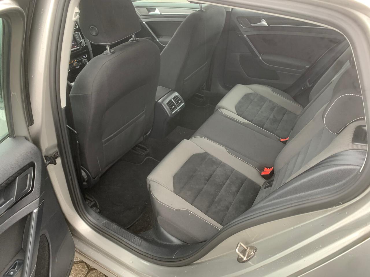 Volkswagen Golf Business 1.6 TDI 5p. Highline BlueMotion Technology