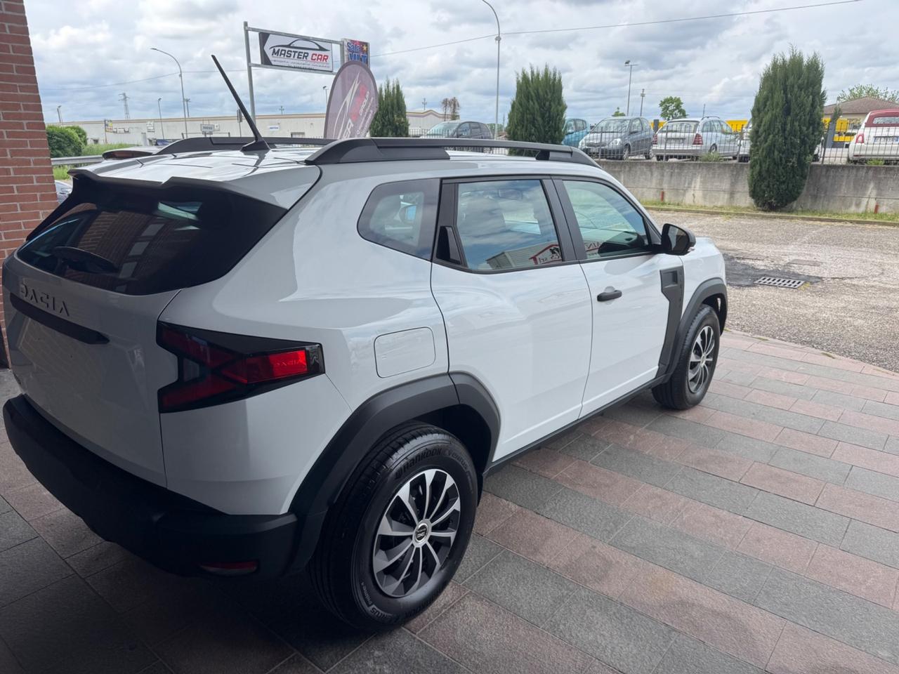 Dacia Duster Eco-G 100 CV Essential