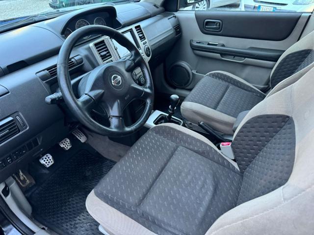 NISSAN X-Trail 2.2 dCi Elegance